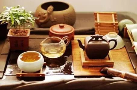 茶香唤醒早晨，益处不可小觑